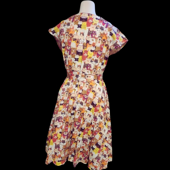 Unique Vintage Cat print dress - Picture 2 of 6